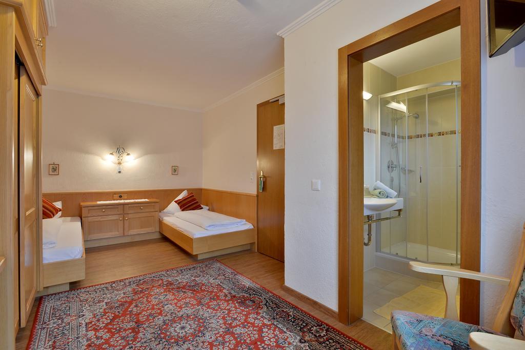 Hotel Scheulinghof Mayrhofen Habitación foto